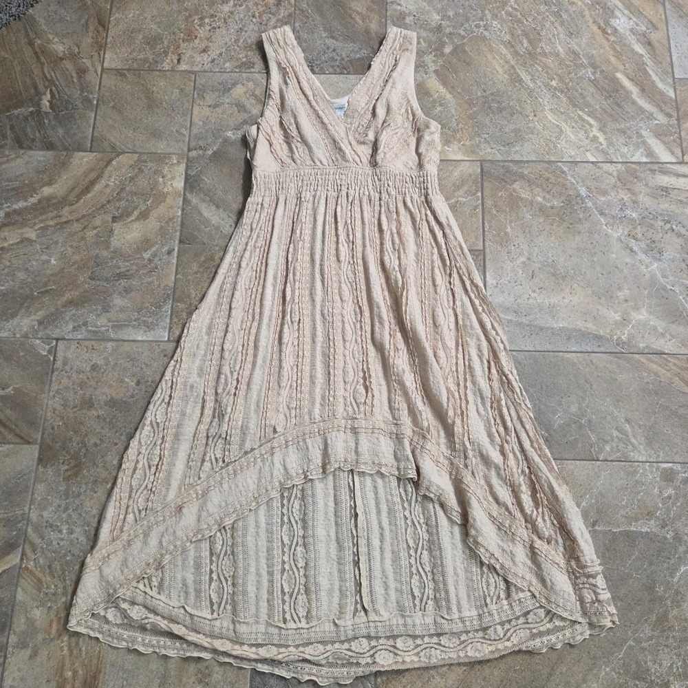 Dressbarn Lace High-Low Dress Beige V-Neck Smocked Waist Boho Romantic Size 12